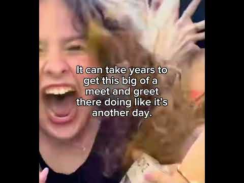 I love chick fa la #kalogerasisters #demitrakalogera #sundaykalogera #makemefamous 