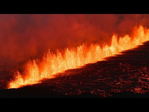 Lava flows during volcanic eruption in Iceland | AFP