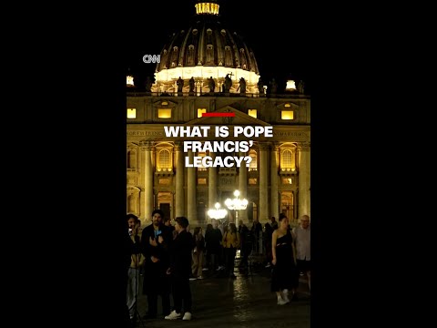 Clarissa Ward outlines Pope Francis’ legacy from St. Peter’s Square