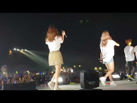 180406 SMTOWNinDubai Ending Stage