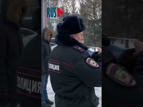 ⭕️ В Новосибирске задержали людей, пришедших на акцию в поддержку Telegram