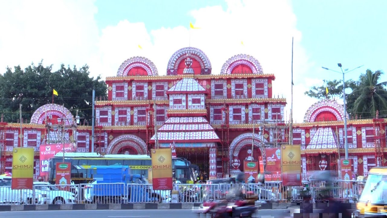 ବାଉଁଶ କୁଲା ଓ ଟୋକାଇରେ ତିଆରି ହୋଇଛି ନୟାପଲ୍ଲୀ ଦୁର୍ଗାପୂଜା ତୋରଣ l Nayapalli Durga Puja pandal ,Bhubaneswar