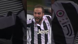 A Derby goal to remember from Pipita Higuain 💥? #JuveInter
