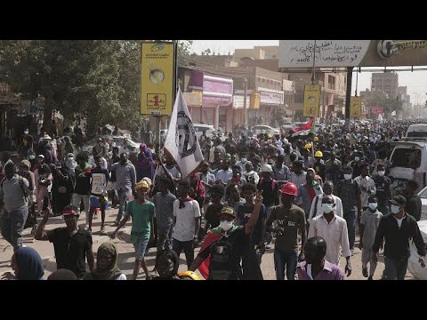 مقتل متظاهر خلال احتجاجات ضد الانقلاب العسكري في الخرطوم (لجنة طبية)