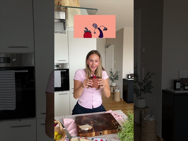 Essen aus Kinderserien 👧🏻 Tom und das Erdbeermarmeladebrot mit Honig 😍 | #Shorts