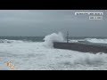 Battling The Elements: Storm Isha Unleashes Turbulent Seas And Fierce Winds On The English Coast  - 01:37 min - News - Video