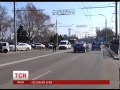 «Беркутовцы» под российскими флагами обстреляли автопробег, есть жертва
