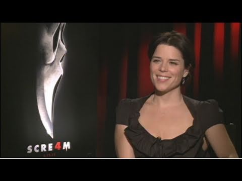 Neve Campbell Talks Revisiting Sidney Prescott in Scream 4