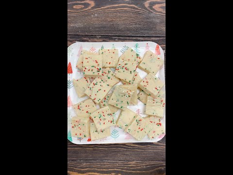 This Christmas sugar cookie fudge is only 4 ingredients!  #shorts