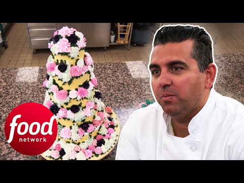Buddy Creates A CUPCAKE BOUQUET For A Lavish Wedding! | Cake Boss