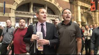 Christmas Flash Mob at Central Station