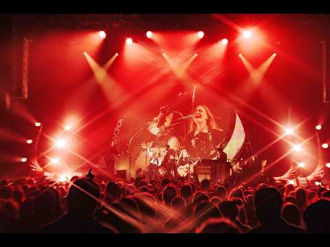 Aly & AJ - What It Feels Like (Live from the Silver Deliverer Tour)