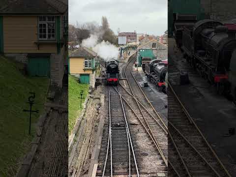Click to view video Steam Locomotive Eddystone 34028 at Swanage