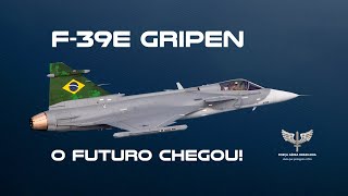A primeira aeronave multimissão F-39E Gripen chegou ao Porto de Navegantes, em Santa Catarina (SC), no domingo, dia 20 de setembro, após ter sido transportada em um navio, de Norrköping, na Suécia. Na madrugada do dia 22 de setembro, o F-39E Gripen foi conduzido até o aeroporto de Navegantes, local de preparação para o primeiro voo em espaço aéreo brasileiro. 