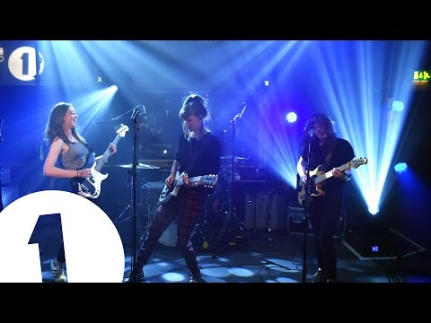 The Big Moon - Formidable (Live at Future Festival 2017)