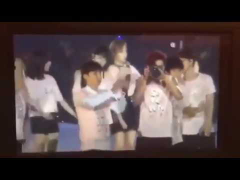 Baekyeon moment in Smtown Osaka 2016