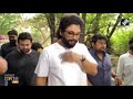 Telangana Polls 2023: Actor Allu Arjun Casts Vote in Hyderabad’s Jubilee Hills Area | News9