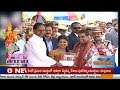 Bithiri Sathi, Savitri receive awards from KCR