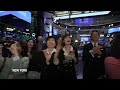 AP Explains: Dow hits record, stocks rally as Fed signals interest rate cuts in 2024  - 01:31 min - News - Video
