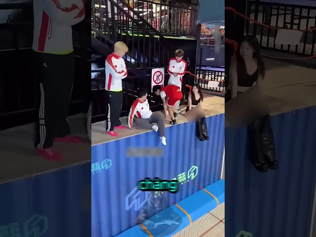 Một Cú Ngã Không Thể Tin Nổi Trước Mặt Bạn Gái Đã Trở Thành Chiến Thắng Điên Rồ 😳