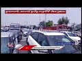 Farmers Protest In Yadadri Bhuvanagiri Highway, Demands Government Should Buy Grains | V6 News  - 01:04 min - News - Video