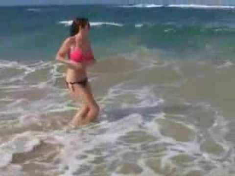 Girl Loses Bikini Bottoms At Beach Youtube