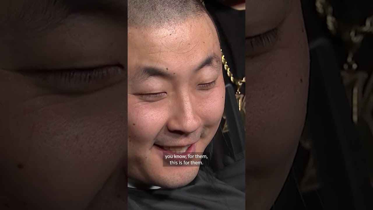 Bald-only screening has fans shaving heads for Emma Stone's 'Bugonia'