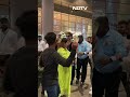 Tiger Shroff Poses For Selfies With Fans At Airport  - 00:57 min - News - Video