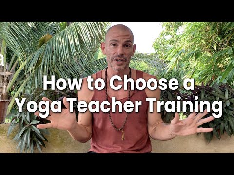 How to choose a yoga teacher training in Bali or Thailand?
