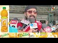 ఓటు వినియోగించుకున్న సినీనటుడు రాజశేఖర్ | Actor Rajshekar with his Wife Cast their Votes #elections  - 02:15 min - News - Video