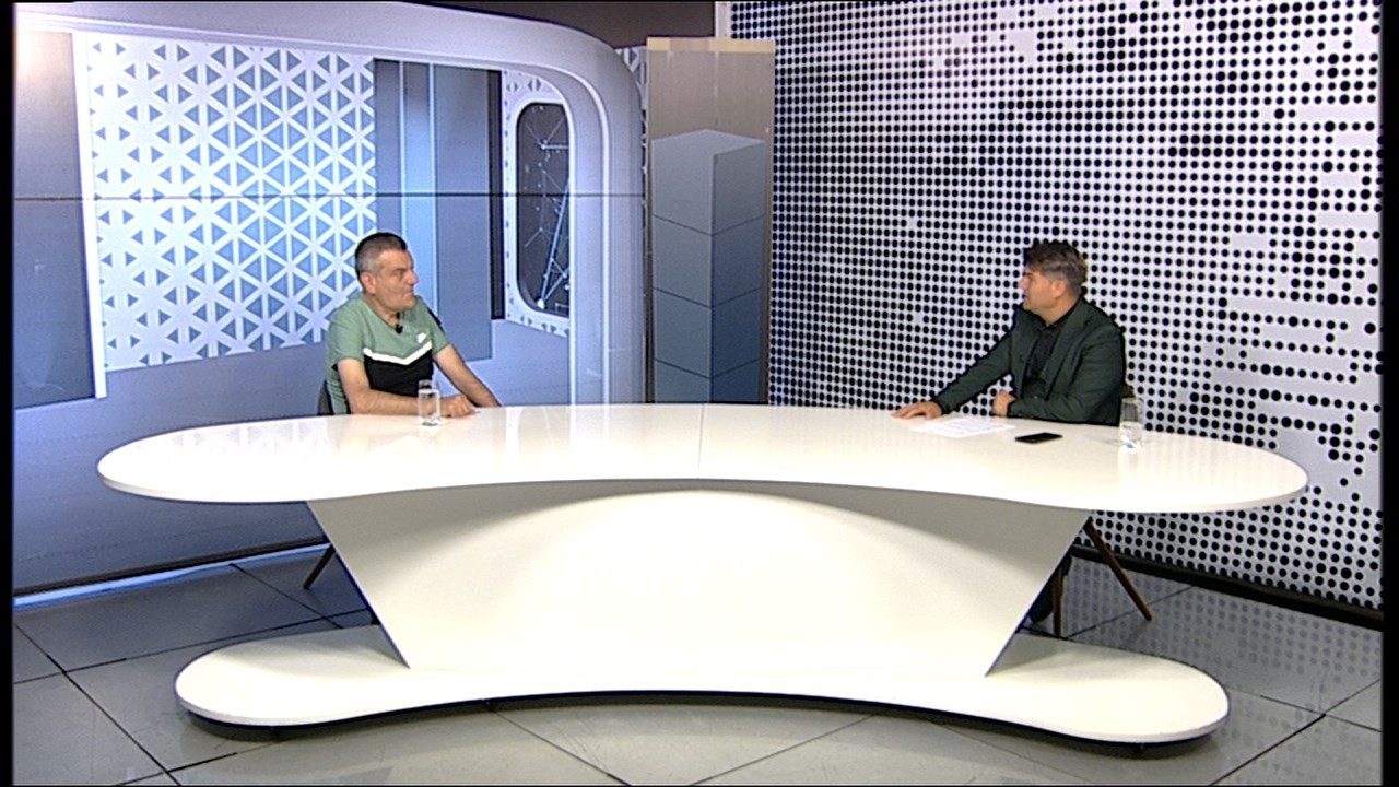 Студио 10 - Разговор со Дејан Петанчески