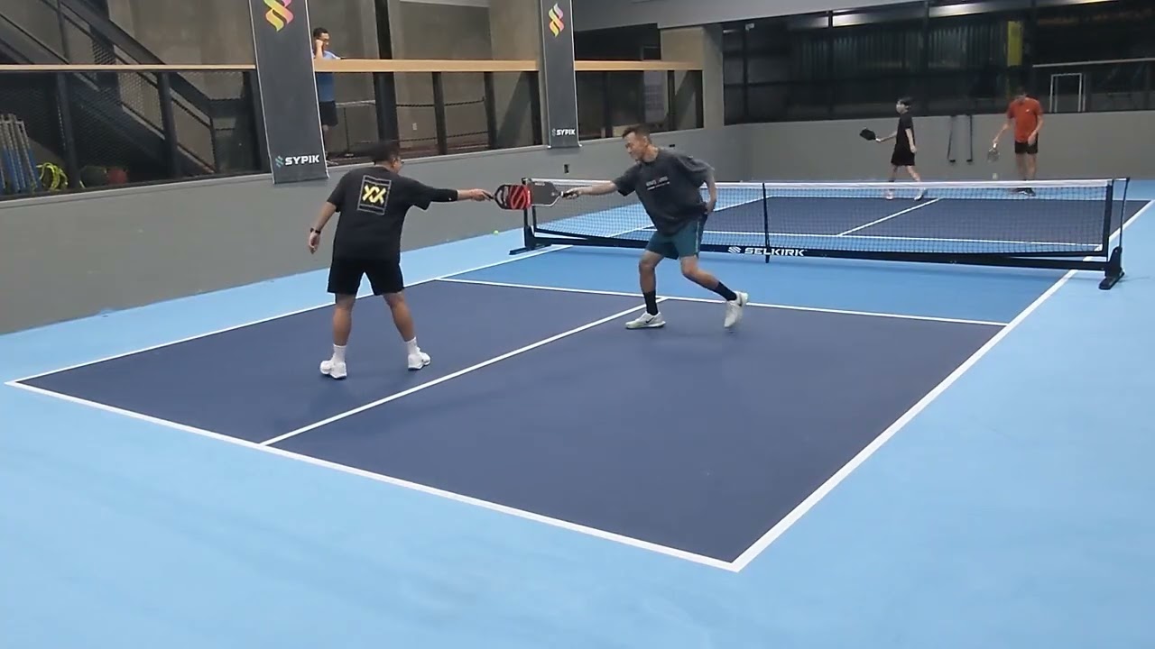 3.5 KOREANS vs 3.5 EUROPEAN! 4.0 South Korea Pickleball at Spomotive in Seoul, South Korea