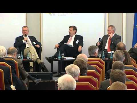 2013-25-06_Deutsches Forum Sicherheitspolitik_06_Panel 2