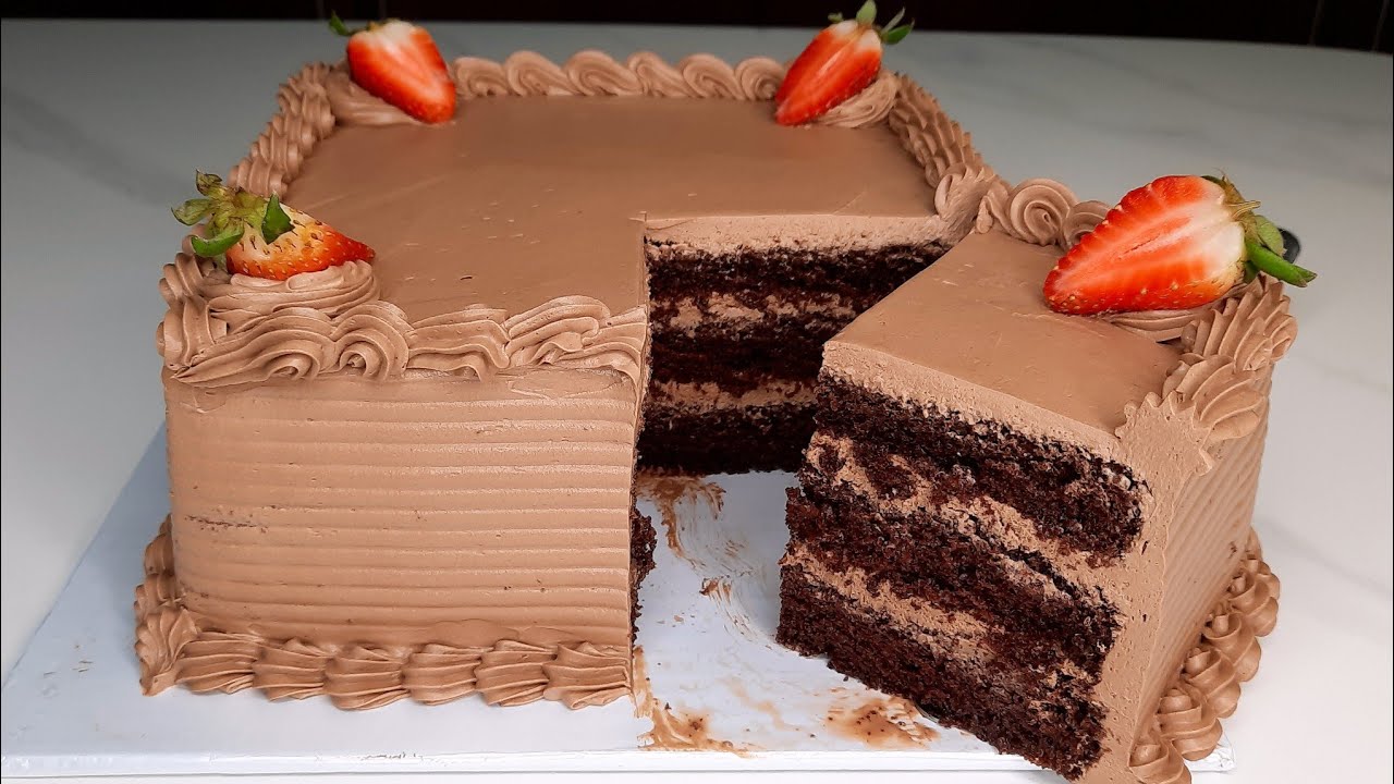 kuoka keki ya chocolate na kuipamba nyumbani - chocolate mousse cake