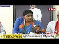 తండ్రి పేరు వాడుకొని బయటపడ్డ మూర్ఖుడు జగన్ | Sharmila Fires On Ponnavolu Sudhakar Reddy & Jagan |ABN  - 03:11 min - News - Video
