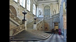 Palazzo Reale di Napoli - Royal Palace of Naples - Palais Royal de Naples