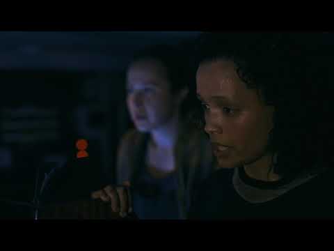 Dead in the Water'
