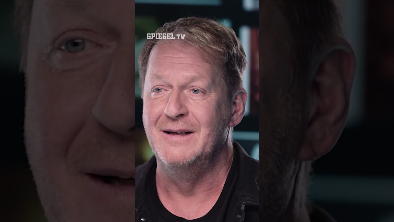 Im Verhör: Die Zentrale der Neonazis in Ost-Berlin | SPIEGEL TV Shorts