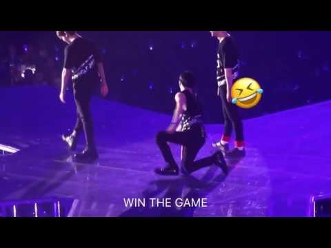 I7O424 Onew mimicking Taemin's horrifying dance