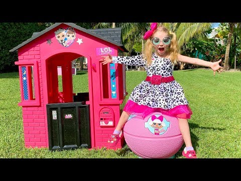 Stacy pretend play with pink playhouse and toys