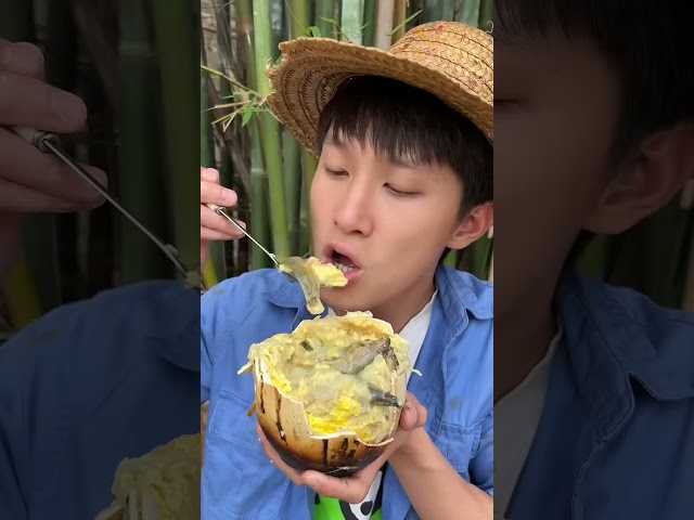Dinosaur eggs with loach! |Chinese Mountain Forest Life And Food #MoTiktok #Fyp
