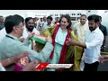 Priyanka Gandhi Reached Hyderabad | V6 News  - 03:10 min - News - Video