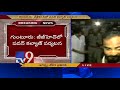 Pawan Kalyan consoles kin of diarrhoea victims in Guntur