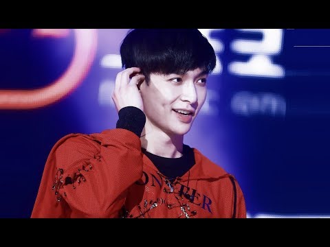 LAY (Zhang Yixing, EXO) - Sexy Moments