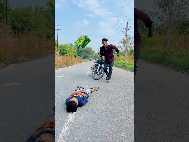 Samad mai jadu hai 🤣😂 #funny #comedy #youtubeshorts #shortfeed #cutebaby