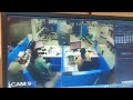 Caught On Camera: Robbery At Mumbai Bank, One Employee Dead - 00:43 min - News - Video