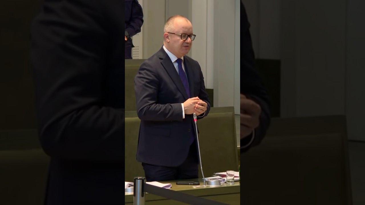 "To dopiero rozgrzewka?! Żurek już łamie prawo, a chce jeszcze więcej!