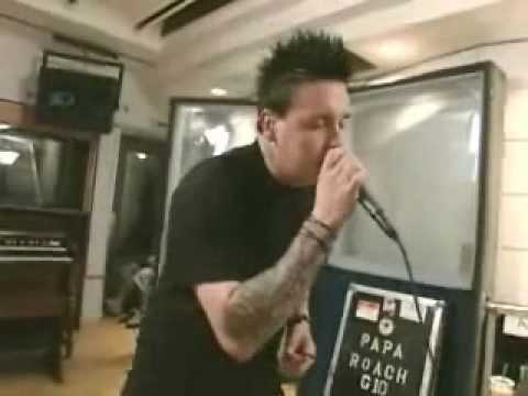 pApA rOaCh Life is a bullet LIVE