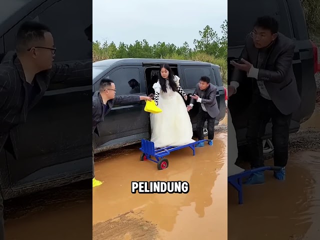 👰 Baru Menikah... Dan Kota Suamiku Kebanjiran! 💦