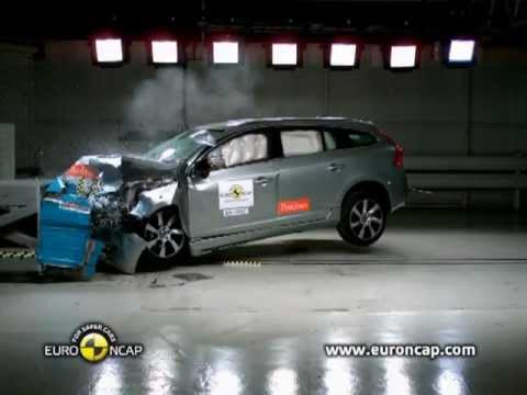 Testul de accident video Volvo V60 din 2010
